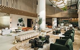 Pullman Dubai Jumeirah Lakes Towers